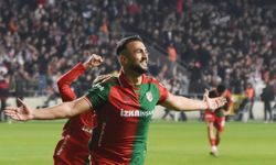 Derbi sarhoşluğuna yer yok: Karşıyaka gözünü Uşak deplasmanına dikti