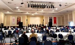 Üniversiteli müzisyenlerden 'çınarlara' klasik müzik ziyafeti