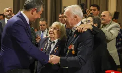 Özel şehit aileleri ve gazilerle buluştu