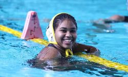 Şampiyonluğa 'kulaç' attı