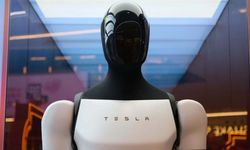Tesla'nın İnsansı Robotu Optimus Seri Üretime Hazırlanıyor