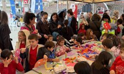 Bayram neşesi İzmir’in her köşesine yayılıyor