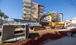 Kiraz'da taşkınlara neşter