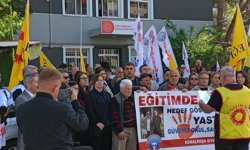 Kemalpaşa'da eğitimcilerden eylem