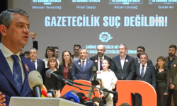 Özgür Özel: AK Parti rahatsızlık yaratan tüm gazetecileri susturmaya çalışıyor