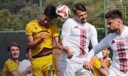 İzmir derbisinde kazanan Altınordu!