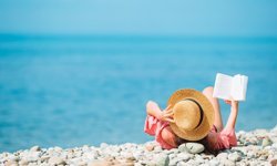 Alaçatı Kitap Günleri Başlıyor: İlkler Temasıyla Sanat Buluşması