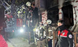 Apartmanda can pazarı; 20 kişi kurtarıldı