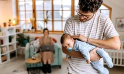 Babalık izni süresi 10 güne çıkarıldı: Yeni düzenleme ne getiriyor?