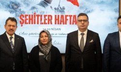 İzmir Adliyesi'nde şehit aileleri unutulmadı