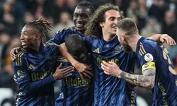 Fenerbahçe'de yaprak dökümü başladı: 17 isim ile yollar ayrılacak