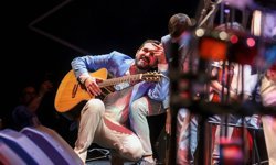 İzmir'de 'Sıradışı Çocuklar' orkestrasından görkemli ilk konser