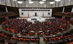 TBMM’de kritik hafta: Doğum izni uzuyor, 15 yaş altına sosyal medya kısıtı geliyor