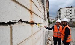 Deprem sonrası korkutan görüntü