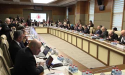 Meclis’te kritik mesai: Sosyal medya yaş sınırı ve doğum izni masada