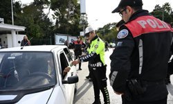 İzmir'de dev operasyon: Bir haftada yaklaşık bin firari yakalandı