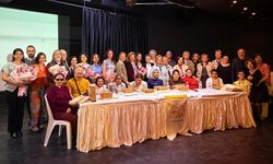 Görme engelli yazarlar öyküleriyle alkış topladı