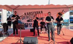 Karşıyaka’da 19 Mayıs coşkusu sokaklara taştı