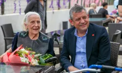 Anneler Günü'ne 'Özel' ziyaret