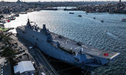 TCG Anadolu İstanbul’da Vatandaşların Yoğun İlgi Odağı