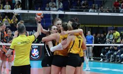 VakıfBank Şampiyonluk Yolunda Finalde