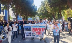 Sağlık çalışanları "tükendik" diyerek iş bıraktı
