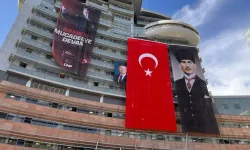 CHP'den genel merkeze dikkat çeken pankart