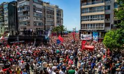 Özel’in İzmir çıkarması: hangi belediye başkanları katıldı? İşte o isimler…