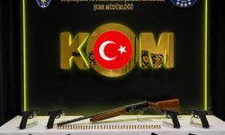 Denizli'de sil*h kaçakçılığı operasyonunda 3 kişi tutuklandı