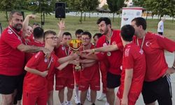 Macaristan'da dünya ikincisi olduk!