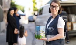 İzmir'de binlerce çocuğa ücretsiz süt desteği başladı!