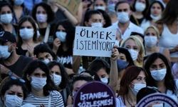 Bir kadın, birlikte olduğu erkek tarafından taşla katledildi