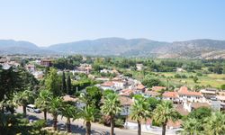 Selçuk'ta bir kadını darbedip gasbeden şüpheli tutuklandı