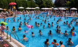 Havuzlarda risklere dikkat: Klor kokusu temizlik garantisi değil