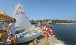 İzmir Marina'da yaz boyunca su sporları eğitimi