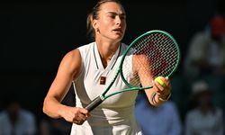 Wimbledon’da yaprak dökümü: Sabalenka havlu attı, Djokovic tecrübesiyle turladı