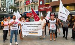 İzmir’den öğretmen gözaltılarına tepki