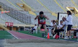 Atletizm Süper Ligi final yarışları İzmir'de başladı