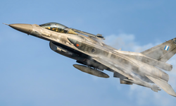 Yapay Zeka Eski Nesil F-16 Savaş Uçağını Uçurdu