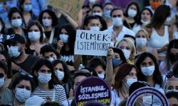 Boşanmak istediği erkek tarafından uykusunda öldürüldü