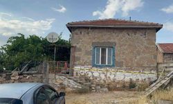 Köy evine kanlı baskın: 2 ölü