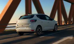 1.254.000 TL’lik Yeni Dacia Sandero 200 Bin TL Krediyle Geliyor