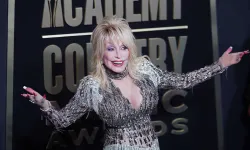 Dolly Parton 80 yaşında hayatını kaybetti: ABD’de 1 haftalık yas ilan edildi!