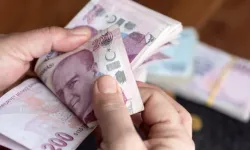 Emeklilere maaş farkı müjdesi: Ödemeler hesaplara yatırılıyor