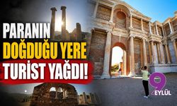 Paranın doğduğu yere turist yağdı!