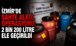 İzmir’de sahte alkol operasyonu: 2 bin 200 litre ele geçirildi
