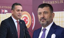 CHP’de 9 vekilin dosyası ertelendi