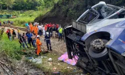 Katliam gibi kaza; 10 ölü