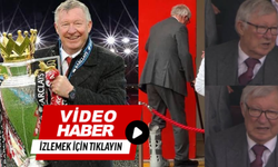 Bir devrin sonu; Bastonla gelebiliyor