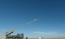 ROKETSAN ÇAKIR Karadan Atış Testinde Hedefleri Vurdu